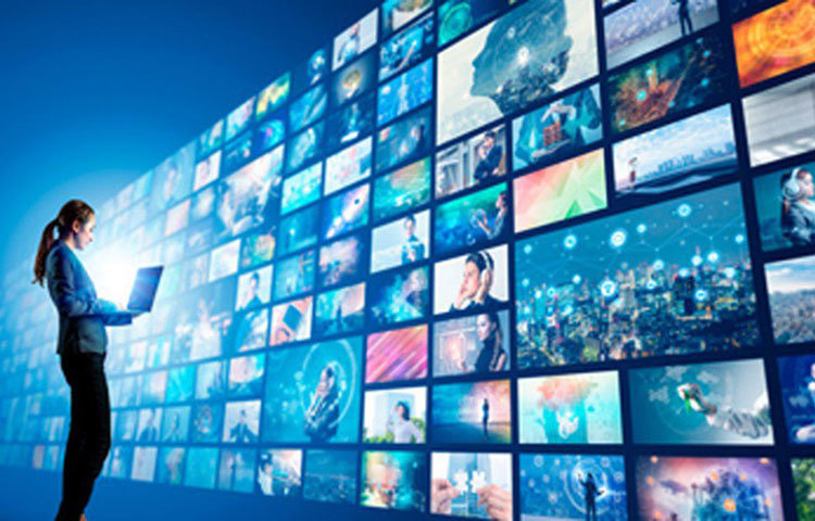 গৃহবন্দি থাকাকালীন নিজেকে অবসাদমুক্ত রাখার অন্যতম উপায় হল বিনোদন। তাই বিনোদনের ব্যবস্থা ঠিকঠাক রয়েছে কি না দেখে নিন আরও একবার।