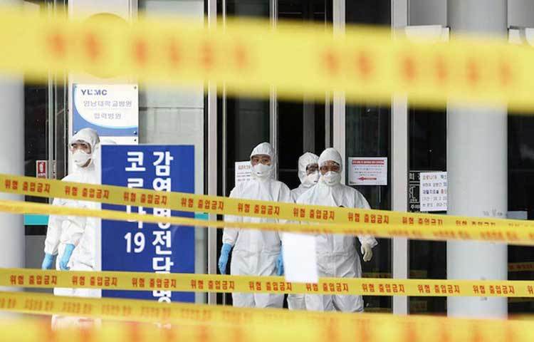 নাজাল অ্যাসপিরেট: রোগের উপসর্গ দেখে চিকিৎসক যদি রোগীকে কোভিড-১৯ টেস্ট করার প্রয়োজন রয়েছে বলে মনে করেন, সে ক্ষেত্রে তাকে ল্যাবরেটরিতে পাঠান। ল্যাবরেটরিতে নাজাল অ্যাসপিরেট টেস্টের মাধ্যমেও নমুনা সংগ্রহ করা হয়ে থাকে।