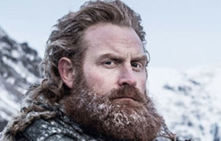 'গেম অফ থ্রোনস' অভিনেতা ক্রিস্টোফার হিভিউও আক্রান্ত করোনাভাইরাসে। বর্তমানে একটি জনপ্রিয় ওয়েব সিরিজে অভিনয় করছিলেন তিনি। তিনি সোশ্যাল মিডিয়ায় জানান, আইলেশনে রয়েছেন তিনি। জ্বর ছাড়া আর কোনো লক্ষণ নেই তার।