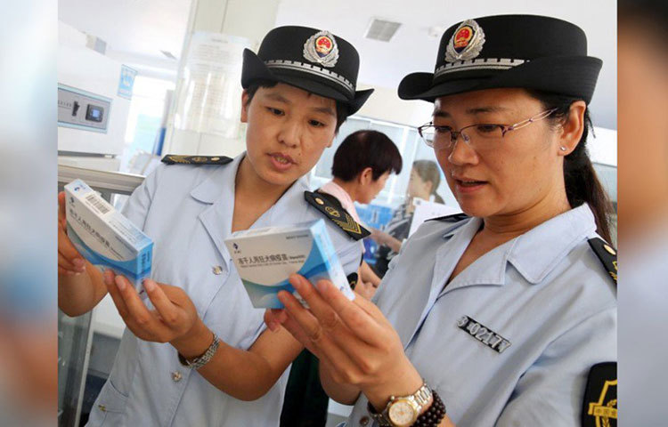 কাংতাই বায়োলজিক্যাল প্রোডাক্টস-এর শেয়ার গত কয়েক মাস ধরেই ঊর্ধ্বমুখী। গত ফেব্রুয়ারিতে সংস্থার তরফে জানানো হয়, তারা করোনাভাইরাসে প্রতিষেধক আবিষ্কার করার পরিকল্পনা করেছে। এরপরেই বাজারে তাদের শেয়ারের চাহিদা হু হু করে বেড়ে যায়।