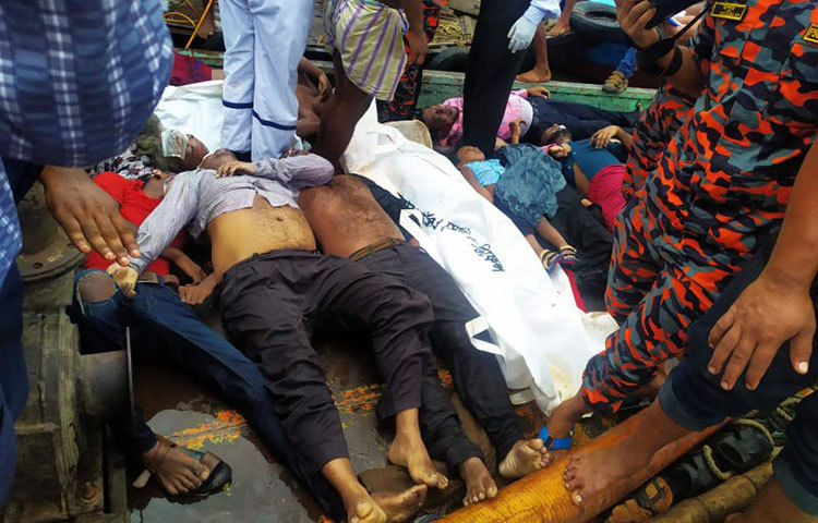 আজ (২৯ জুন) সকাল ১০টায় এ লঞ্চডুবির ঘটনা ঘটে। ছবি: বিপ্লব দিক্ষিৎ