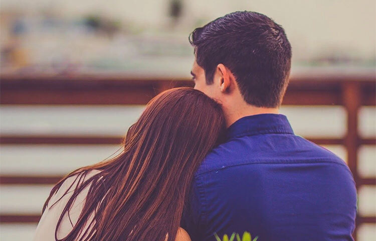 যদি কেউ কারো প্রেমে পড়ে তার সামনে প্রেমে পড়া ব্যক্তির শান্ত থাকা খুব মুশকিল। প্রেমে পড়া ব্যক্তির মন আনচান করবে। অস্থির লাগবে। ছবি: সংগৃহীত