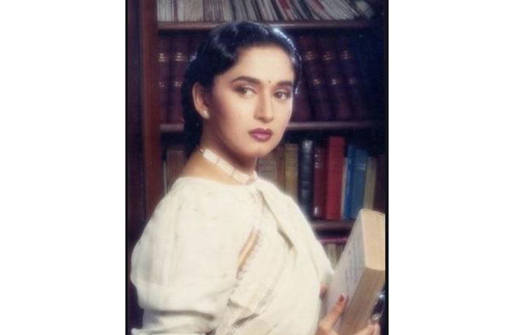 অভিনয় জগতে কখনোই নাকি আসতে চাননি মাধুরী। কিন্তু অভিনয়ে প্রবল সাফল্য পেয়েছিসেন তিনি। তিনিই একমাত্র অভিনেত্রী মাধুরী।