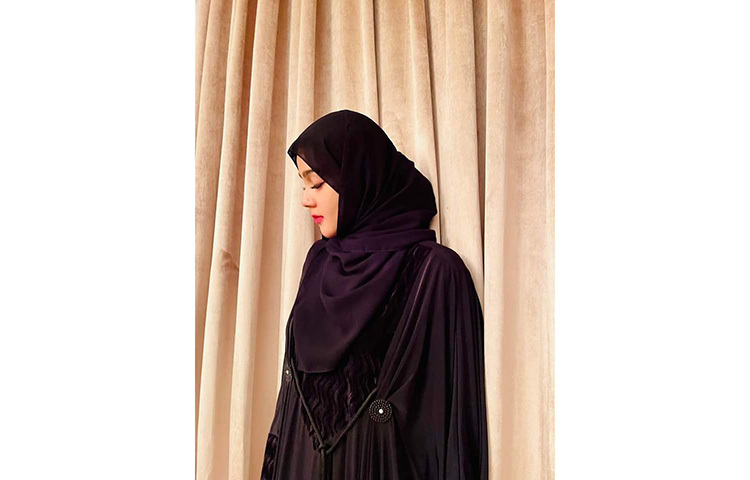 তার এই ছবিগুলো সেখানে বসে তোলা হয়েছে। ছবি: সংগৃহীত