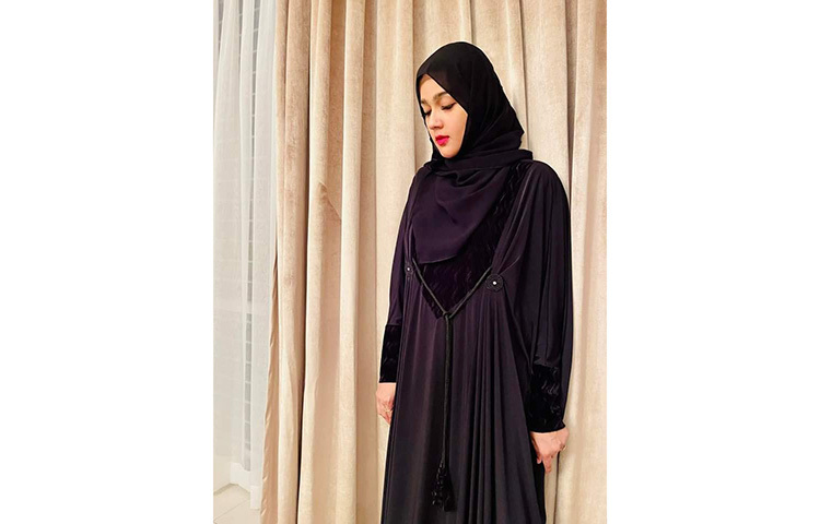 মাহির এই ছবিগুলো প্রকাশের পরপরই ভাইরাল হয়ে যায়। ছবি: সংগৃহীত