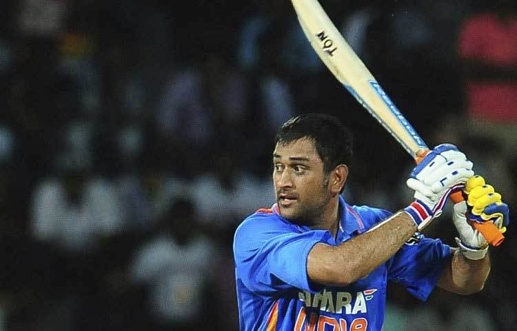 বিশ্ববিখ্যাত ক্রিকেটার ও ভারতীয় তারকা খোলায়াড় মহেন্দ্র সিং ধোনির উইকেট কিপিং রেকর্ড অসামান্য।