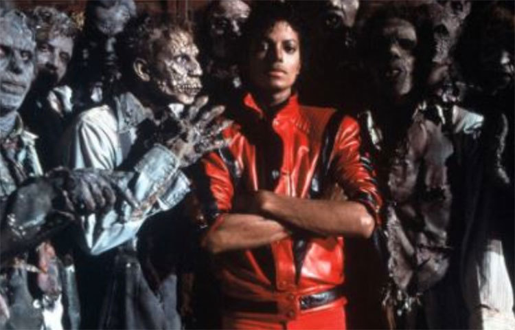 ব্লাক অর হোয়াইট: ডেন্জারাস অ্যালবামের এই গানটি একক গায়ক হিসাবে জ্যাকসনের ১২ নম্বর জনপ্রিয় গান।