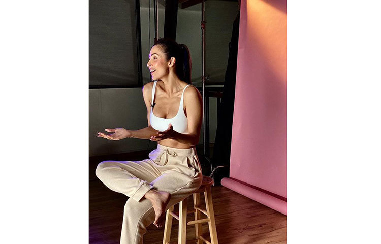 হাসি খুশি মালাইকা।