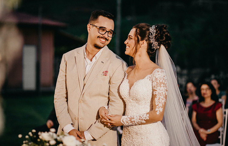 যে কোনো পরিস্থিতিতে নিজের দৃষ্টিভঙ্গি ইতিবাচক রাখুন। ইতিবাচক দৃষ্টিভঙ্গি আপনার আত্মবিশ্বাস আরও মজবুত করবে। কঠিন পরিস্থিতিতেও আপনি সহজে সিদ্ধান্ত নিতে পারবেন। ছবি: সংগৃহীত