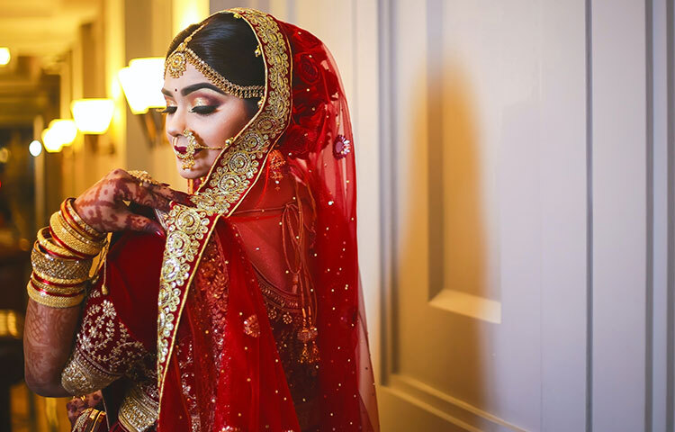 ‘একদিন তো আমি এমন দেখতে থাকব না, তখন কী হবে?’ বয়সের ছাপ সবার চেহারাতেই পড়ে। এবং মেয়েদের ক্ষেত্রে অনেকটা আগে পড়ে। এই প্রশ্নের সৎ উত্তর পাবেন কিনা জানা নেই, তবে প্রশ্নটা অবশ্যই করুন আপনার সঙ্গীকে। ছবি: সংগৃহীতন তুমি কী করবে? এই প্রশ্নের জবাব আপনাকে সাহায্য করবে তাকে আরও ভালোভাবে বুঝতে। কোনো ভুল ধারণা থাকবে না মনে। ছবি: সংগৃহীত