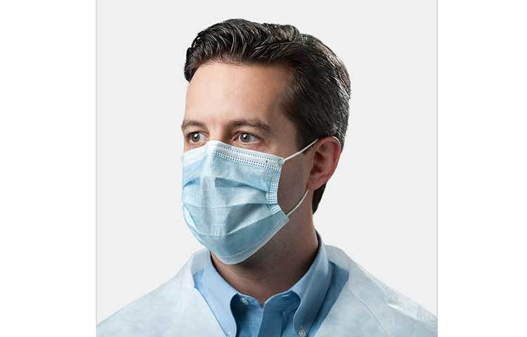 আমরা মূলত যেভাবে মাস্ক ব্যবহার করছি সেটা আসলে সঠিক নিয়ম না। কারণ যেকোনো ভাইরাস যেনো না ছড়ায় মূলত সে কারণেই আমরা এই মাস্ক ব্যবহার করি। এই মাস্কের নাম সার্জিক্যাল মাস্ক।