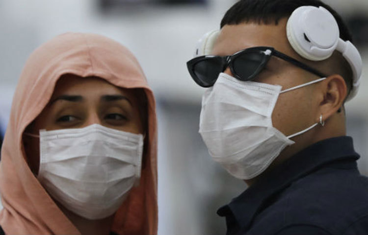 মাস্কগুলোকে নানা জায়গায় ছড়িয়ে ছিটিয়ে ফেলা যাবে না।