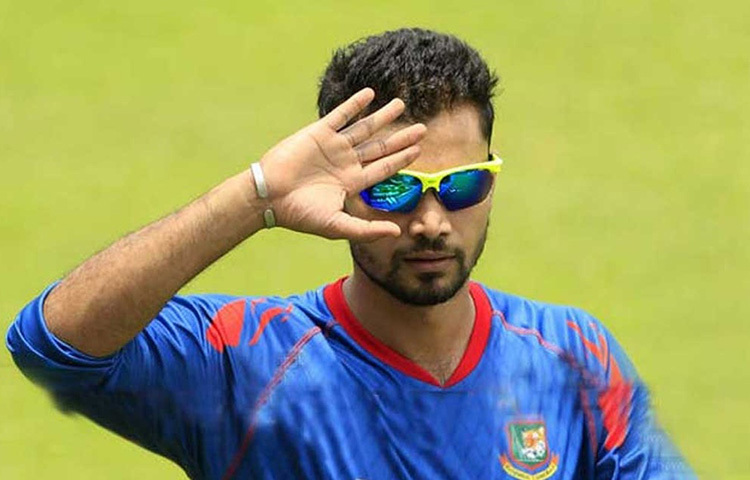 অধিনায়ক হিসেবে ওয়ানডেতে ১০০টি উইকেট নেওয়া বোলারদের মধ্যে মাশরাফি ৫ম বোলার। ছবি: সংগৃহীত