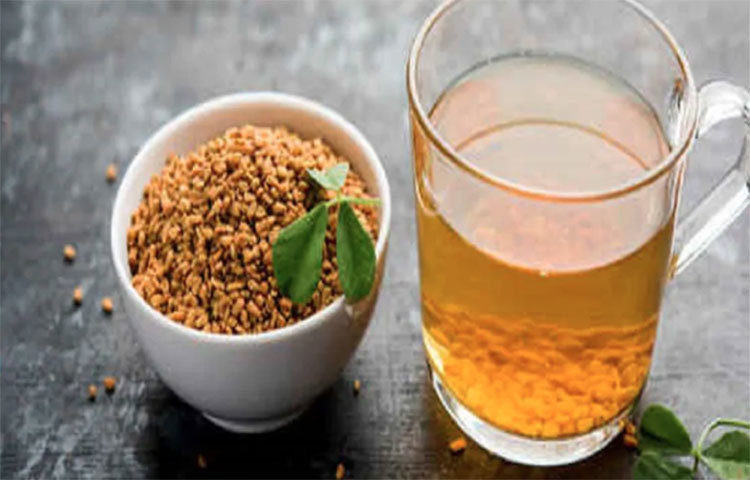 শরীরকে সম্পূর্ণ সুস্থ ও চনমনে রাখতে মেথির দানার জুড়ি মেলা ভার। সকালে ঘুম থেকে উঠে খালি পেটে মেথি ভেজানো জল ও ভিজে মেথি খেতে পারেন, কোনো রোগ ধারে কাছে আসবে না।