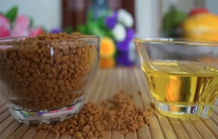 অ্যান্টাসিডের কাজ করে: যাদের হজম সমস্যা আছে, মেথি ভেজানো পানি ও ভিজে মেথি সকালে উঠে খালি পেটে রোজ খান। পেটের সমস্যা নিয়ে ভাবতে হবে না।