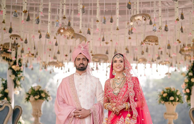 মিমের বিয়েতে দুই পরিবারের সদস্যরা উপস্থিত ছিলেন আজ। ছবি: ফেসবুক