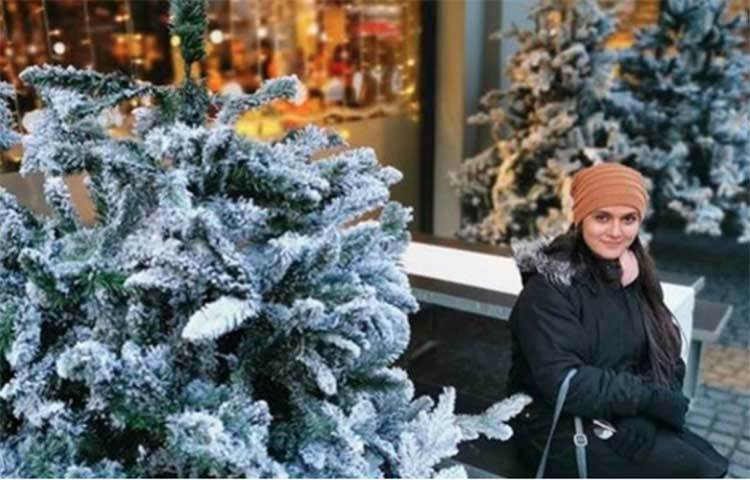 আনন্দে সময় কাটছে মিথিলার।