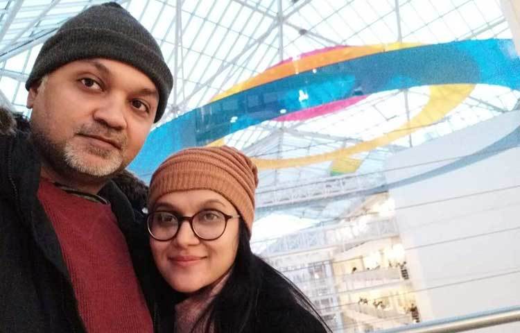 সৃজিতের সেলফিতে মিথিলা।