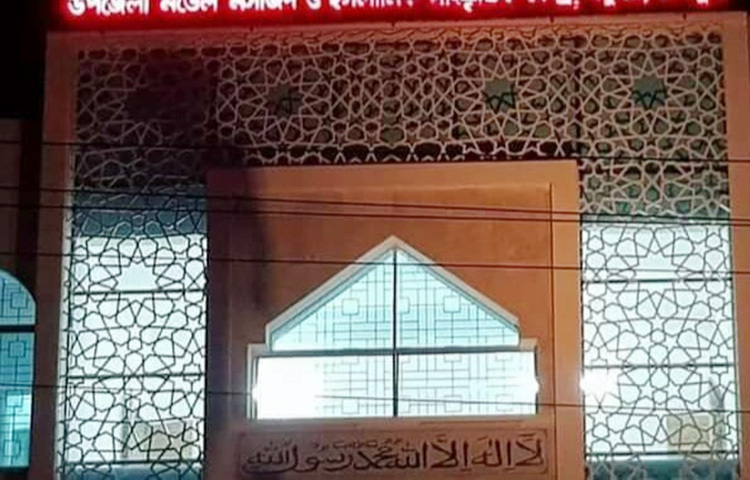 মসজিদগুলো থেকে প্রতি বছর ১৪ হাজার হাফেজ তৈরির ব্যবস্থা থাকবে। আরও থাকবে ইসলামি নানা বিষয়সহ প্রতিবছর এক লাখ ৬৮ হাজার শিশুর প্রাথমিক শিক্ষার ব্যবস্থা। ছবি: সংগৃহীত