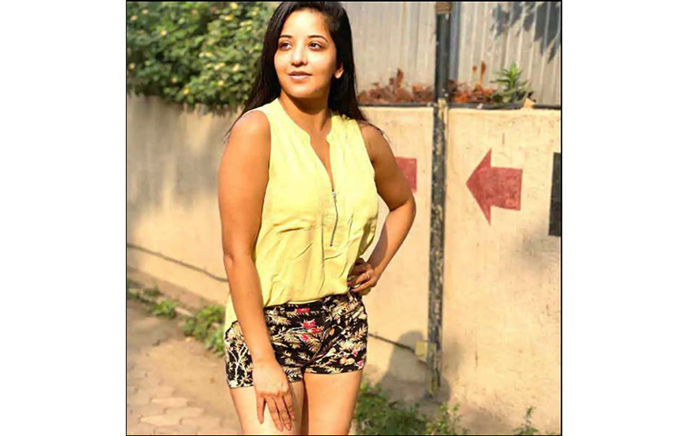 আরও নতুন কিছু নাটক নিয়ে দর্শকদের সামনে আসছেন।