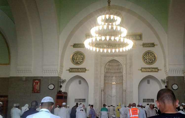 মসজিদে কুবা উম্মতে মুহাম্মাদির সর্ব প্রথম মসজিদ। সম্মান ও মর্যাদার দিক থেকে মসজিদে হারাম, মসজিদে নববি এবং মসসিদে আকসার পরই মসজিদে কুবার স্থান।