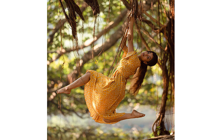 ঢাকা বিশ্ববিদ্যালয়ের টিএসসি চত্বরসহ বিভিন্ন স্থানে তার ব্যালে নৃত্যকলায় দেশের শিল্প-সংস্কৃতিপ্রেমীর মুগ্ধ।