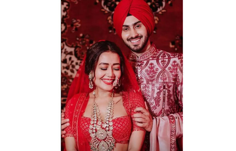 ভারতীয় প্রথম শ্রেণির প্রায় সব গণমাধ্যমেই নেহার বিয়ের ছবি প্রকাশ করছে।