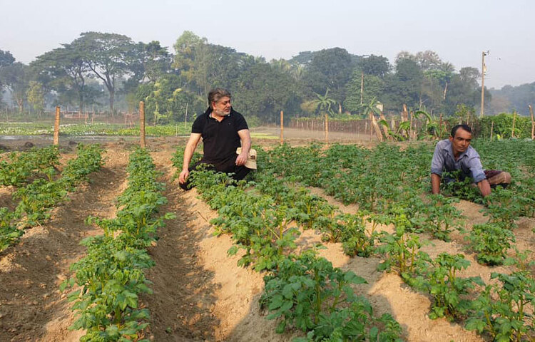 এক সময়ের সুপারহিট সব ছবির নায়ক নাঈম এখন কৃষিকাজে ব্যস্ত সময় কাটাচ্ছেন। ছবি: সংগৃহীত