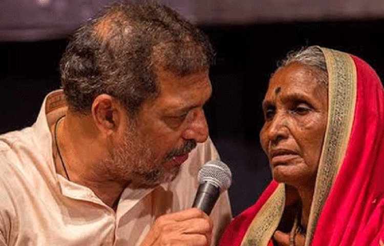 নানা পাটেকর কেন গরিবদের জন্য এত কাজ করছেন? না, রাজনীতিতে আসার কোনো ইচ্ছাই তার নেই। শিবসেনার অফার তিনি আগেই ফিরিয়ে দিয়েছেন। নানা জানিয়েছেন, এগুলো তার মনকে শান্ত রাখে। মানুষের উপকারের মধ্যেই আত্মতৃপ্তি ঘটে তার।