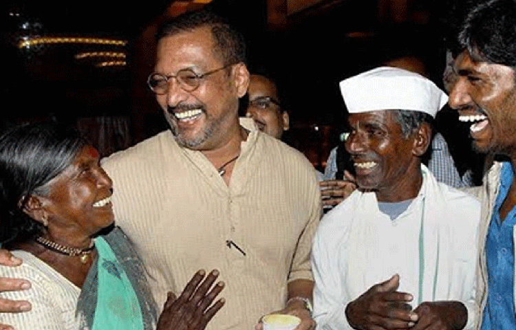 ১৯৫১ সালে আরব সাগরের তীরে মহারাষ্ট্রের রায়গড়ে জন্ম নানা পাটেকরের। বাবা গজানন পটেকর একজন কাপড়ের ব্যবসায়ী ছিলেন। মা নির্মলা পটেকর সংসার সামলাতেন। নানা পটেকরের আসল নাম বিশ্বনাথ পাটেকর।