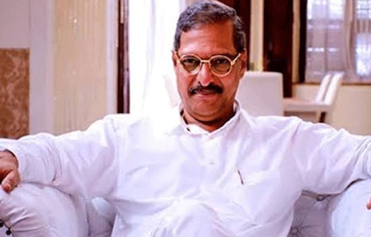 শোনা যায়, ছোটবেলায় নানা পটেকর ভীষণ দুষ্টু ছিলেন। ছেলেকে সামলাতে না পেরে বিরক্ত হয়ে একবার তার মা তাকে মাসির বাড়ি পাঠিয়ে দিয়েছিলেন। কিন্তু কয়েক দিন পরেই ব্যাগ গুছিয়ে নানাকে বাড়িতে ফিরিয়ে দিয়ে গিয়েছিলেন মাসি। মাসির অভিযোগ ছিল, খালাতো ভাইবোনদের খারাপ বুদ্ধি দিতেন নানা।