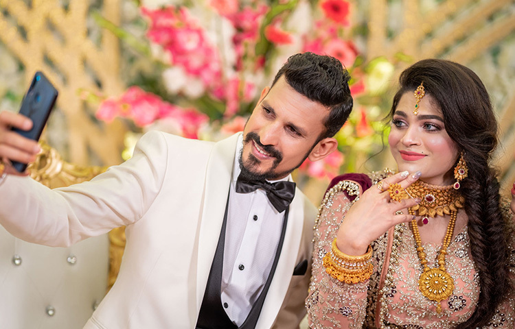 এদিকে আলোচনা-সমালোচনার মাঝেই নাসিরের বিবাহোত্তর সংবর্ধনা অনুষ্ঠান সম্পন্ন হয়েছে। ছবি: সংগৃহীত