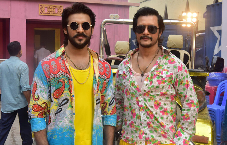 নিরব-ইমনের বিজ্ঞাপনটি নির্মাণ করেছেন অভিনেতা ও চলচ্চিত্র পরিচালক সাইফ চন্দন।