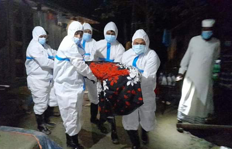 দেশে করোনাভাইরাসের (কোভিড-১৯) সংক্রমণ ও মৃত্যুর মিছিল ক্রমেই দীর্ঘ হচ্ছে। এরই ধারাবাহিকতায় গত ২৪ ঘণ্টায় এ ভাইরাসে আক্রান্ত হয়ে সারাদেশে আরও ২৪১ জনের মৃত্যু হয়েছে। ছবি: ফাইল ছবি