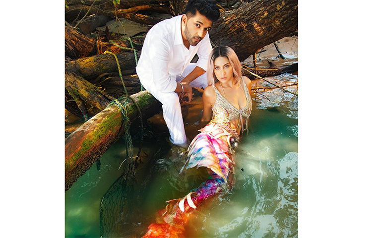 বলিউডে কান পাতলেই শোনা যাচ্ছে পাঞ্জাবি ব্যাপার সিঙ্গার গুরু রান্ধওয়ার প্রেমে পড়েছেন নোরা। সম্প্রতি তার সঙ্গে শুট করেছেন একটি নতুন ভিডিও। ছবি: সংগৃহীত