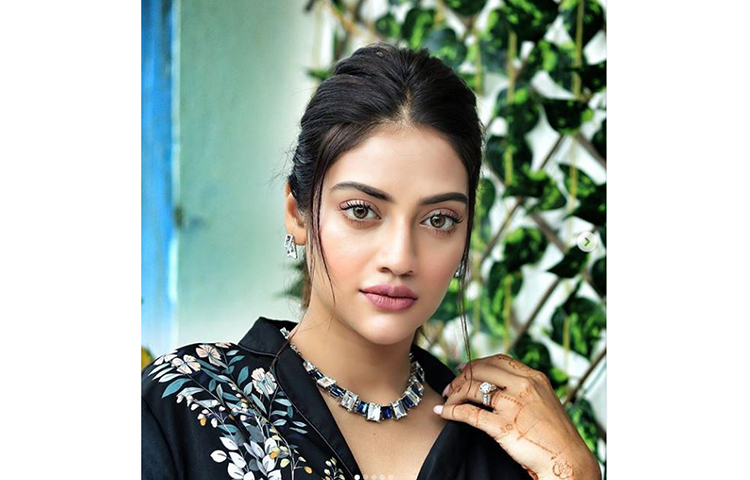 সুস্থ হয়ে আবার নতুন করে ছবি শেয়ার করলেন নুসরাত জাহান।