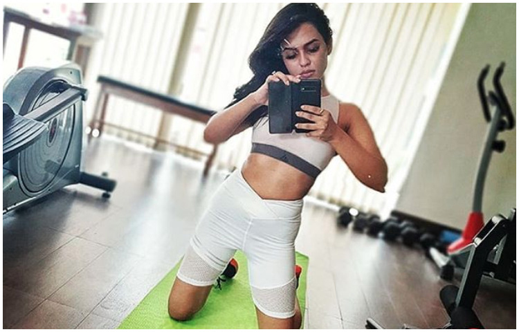 নিজের সৌন্দর্য ধরে রাখা ও সুস্থ থাকার জন্য ফারিয়ার প্রতিদিনের এই শরীরচর্চা।