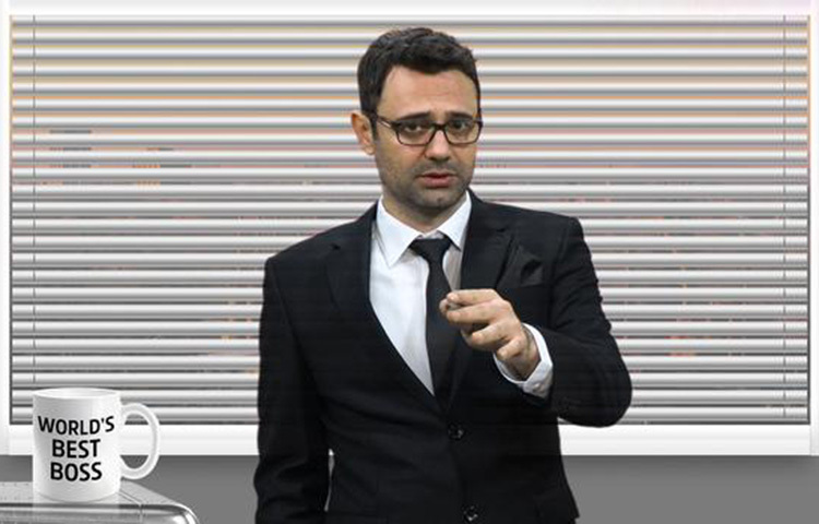 আমার দোষ-এইটা বললেই বস বুঝতে পারবেন যে যা হয়েছে সেটা আপনার গাফিলতির জন্যই হয়েছে। আর এইভাবে ক্যাজুয়ালি বললে বস এটাও ধরে নেবেন যে খুব দায়সারাভাবে বিষয়টা দেখা হচ্ছে। ছবি: সংগৃহীত