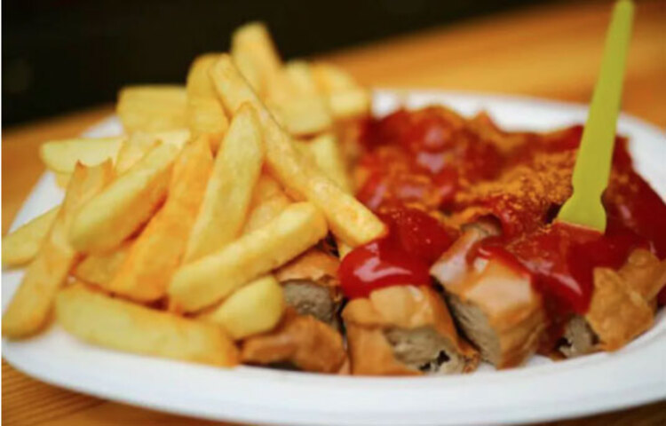 একেককটি পদ রান্নার জন্য একেক পদ্ধতি অবলম্বন করেন রাঁধুনিরা। স্বাদ-গন্ধ সবটাই রান্নার পদ্ধতির উপর নির্ভরশীল। কিন্তু সব পদ্ধতি স্বাস্থ্যে জন্য ভালো এমন নয়। জানুন কোন পদ্ধতি অনুসরণ করা স্বাস্থ্যকর। কোন পদ্ধতি ডেকে আনতে পারে ঘোর বিপদ।