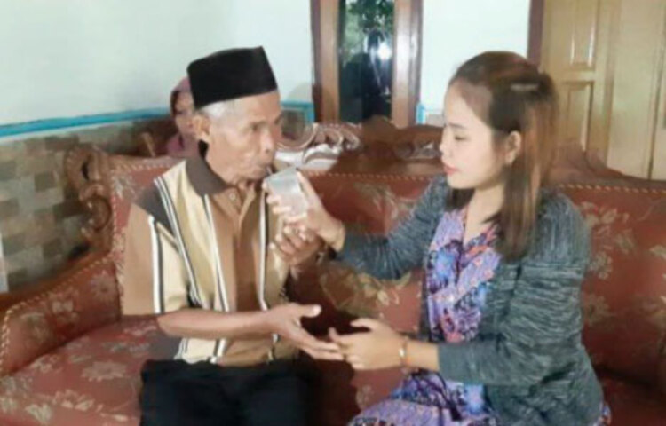 বিয়ের ২২ দিন পর বিবাহ বিচ্ছেদে চাইলেন আবাহ। বিবাহ বিচ্ছেদের নোটিস দেখে হতভম্ব ননীর পরিজনরা।