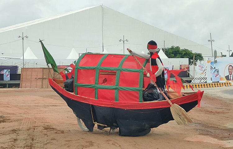 নিপুণ হাতে সাজসজ্জার কোনো কমতি রাখা হয়নি। ছবি: আরাফাত রায়হান সাকিব