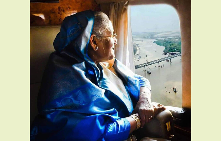 স্বপ্নের পদ্মা সেতুর কাজ পরিদর্শনে একদিন প্রধানমন্ত্রী শেখ হাসিনা। ছবি: সংগৃহীত