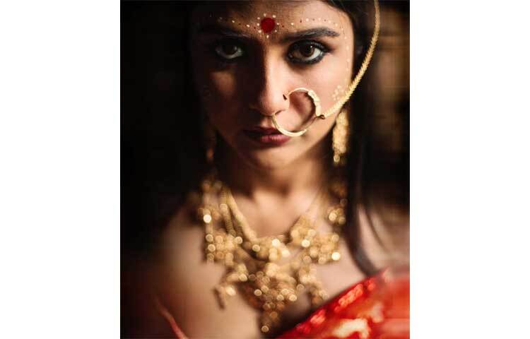 পার্নো তার সোশ্যাল মিডিয়ায় এমন সাজের বেশ কয়েকটি ছবি পোস্ট করেছেন, যা নিয়ে চর্চা শুরু হয়েছে টালিউডের অন্দরে। ছবি: ইনস্টাগ্রাম