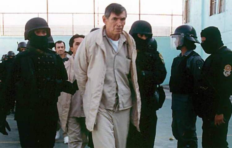 গালার্দো অবশ্য বারবার এই খুনের কথা অস্বীকার করেছেন। জেল থেকে লেখা তার ডায়েরি প্রকাশ করত একটি পত্রিকা। সেখানে খোলাখুলি একাধিক আইন ভাঙার কথা স্বীকার করলেও খুনের কথা মানতে চাননি গালার্দো। ছবি: সংগৃহীত