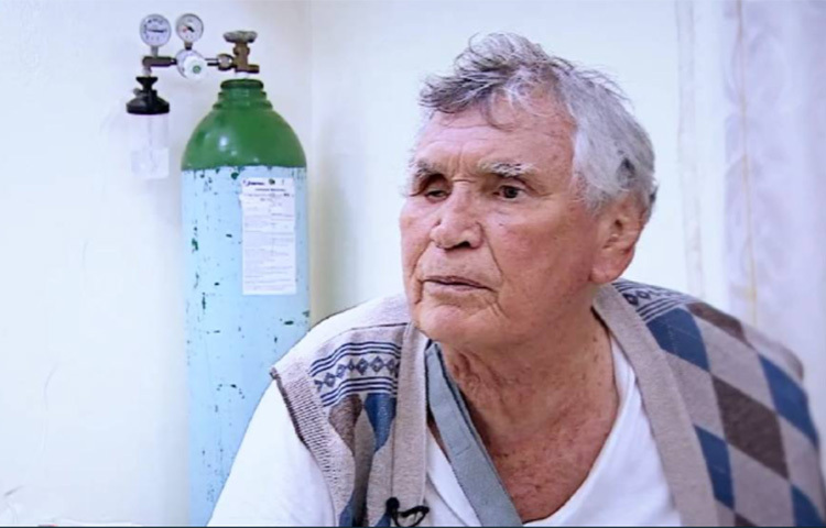 জেলে থেকেও পরে নিজের সাম্রাজ্য নিয়ন্ত্রণের চেষ্টা করেছিলেন গালার্দো। কিন্তু শেষ পর্যন্ত পেরে ওঠেননি। তার অনুপস্থিতিতে মাথা তুলতে শুরু করে ছোট ছোট মাদক ব্যবসায়ী। ছাড়খাড় হয়ে যায় গুয়াডালাজারা কার্টেল। ছবি: সংগৃহীত