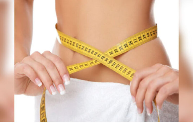 পালং শাকে রয়েছে খুব কম পরিমাণ ক্যালরি। কাজেই ওজন বাড়ার চিন্তা না করে নির্ভয়ে যত ইচ্ছে খান।