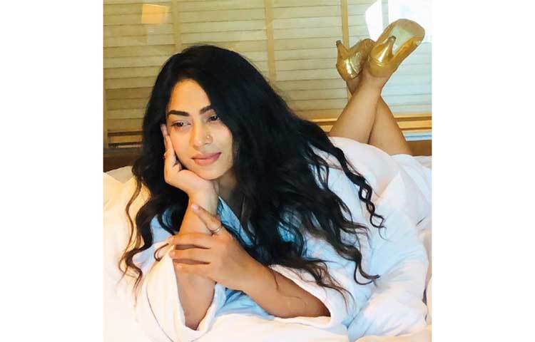 পপি সৎ ও যোগ্য ছেলে পেলে এ বছরেই বিয়ে করবেন বলে জানিয়েছেন।