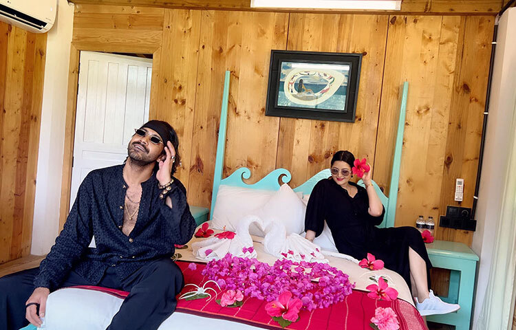 ফেসবুকের চেকইন থেকে আজ জানা গেছে ঈদের ছুটিতে কক্সবাজারে রয়েছেন পরীমনি। ছবি: ফেসবুক