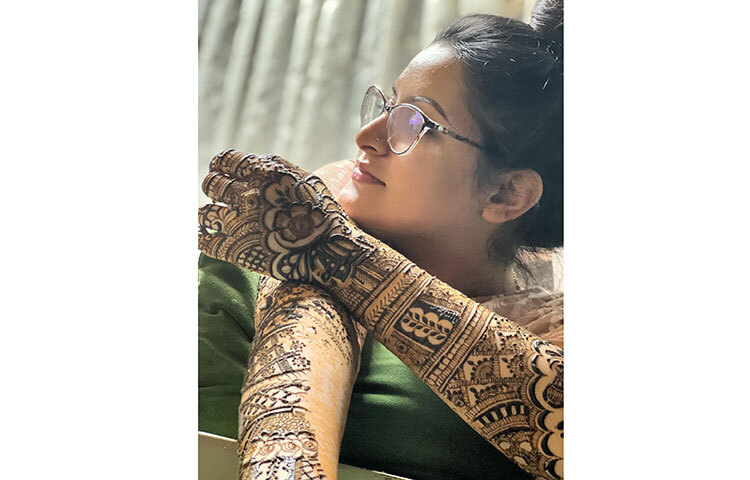 উল্লেখ্য, পরীমনি মা হতে চলেছেন। নিজের প্রথম সন্তানের মুখ দেখার অপেক্ষায় আছেন তিনি। ছবি: ফেসবুক