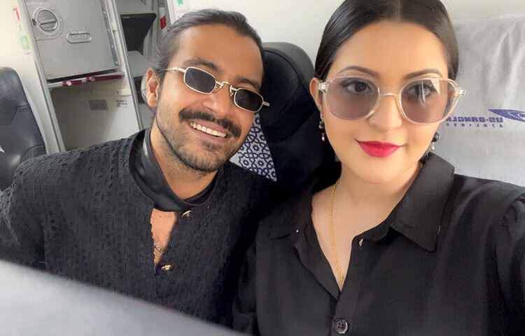 রাজের সঙ্গে সেলফিতে পরীমনি। ছবি: ফেসবুক